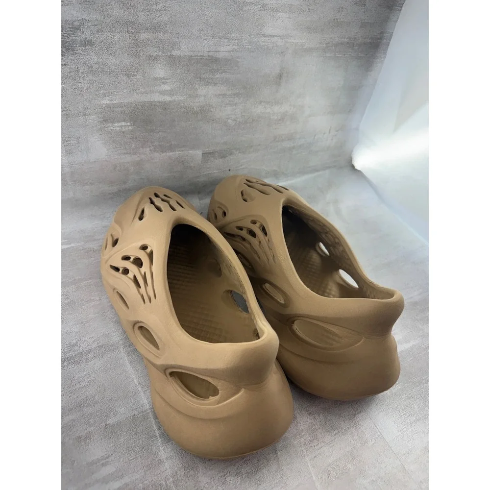 Adidas Yeezy Foam RNNR Ochre Men Size 13 Tan Slip On Shoes GW3354 Made in USA